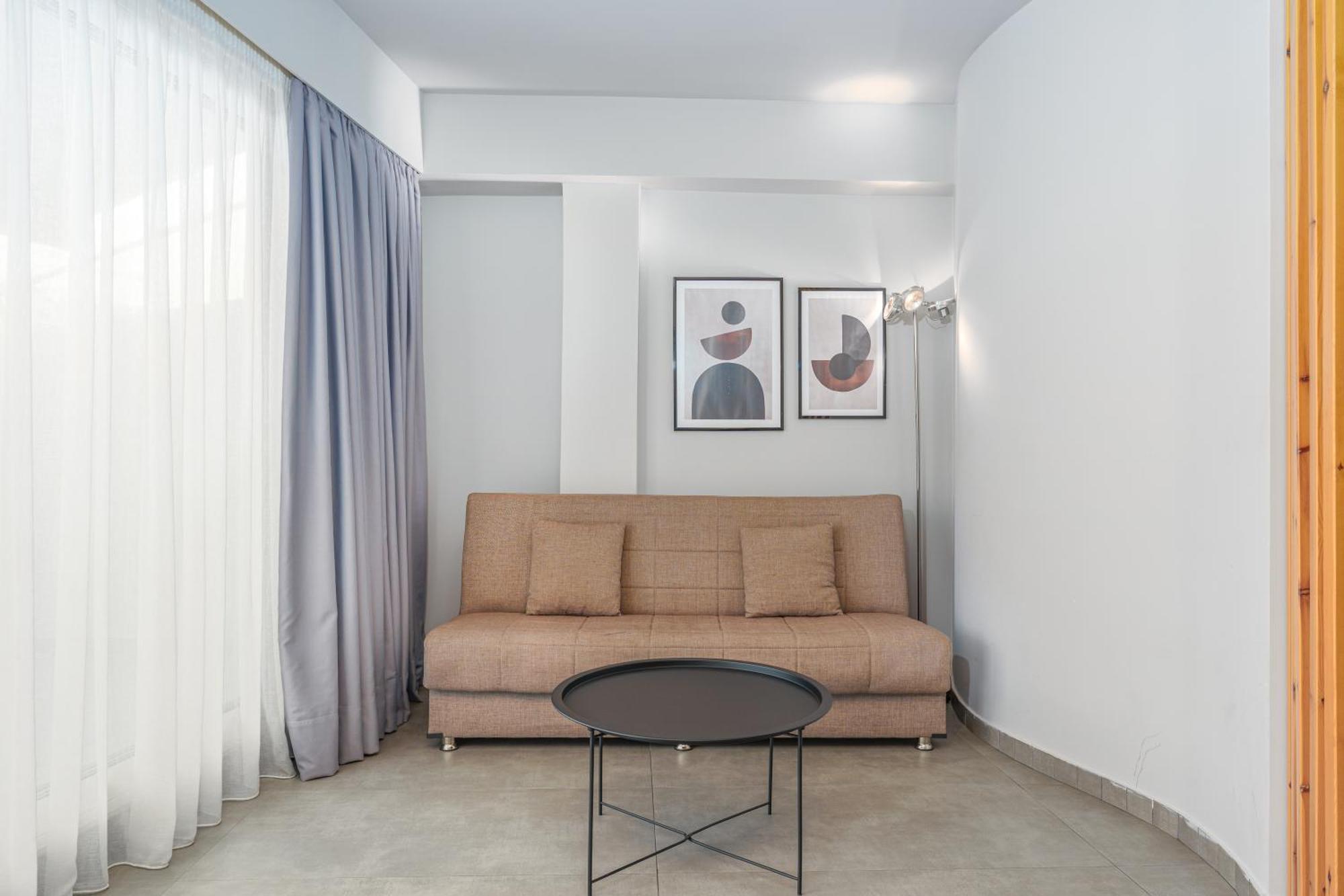 Ivy Apartments In The Heart Of Athens Exterior photo